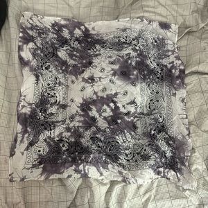 Two Sided White/Purple Bandana